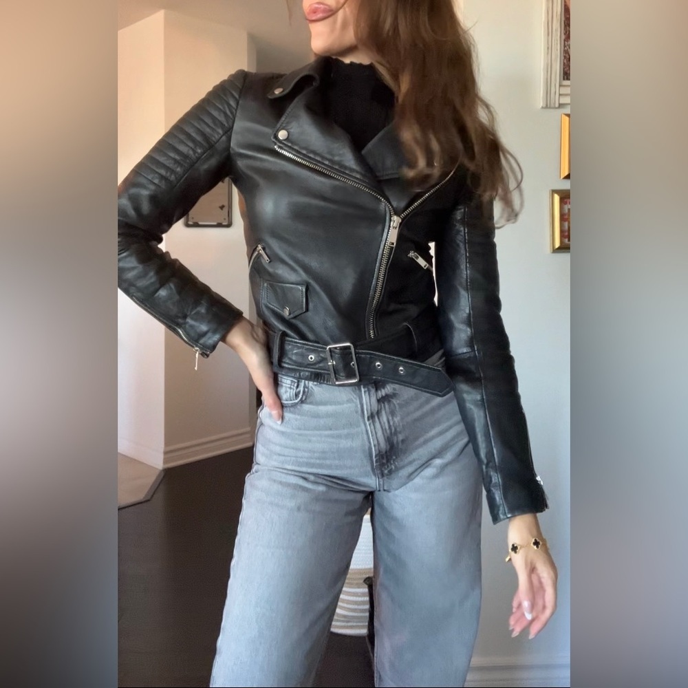 Black preloved Zara leather jacket​